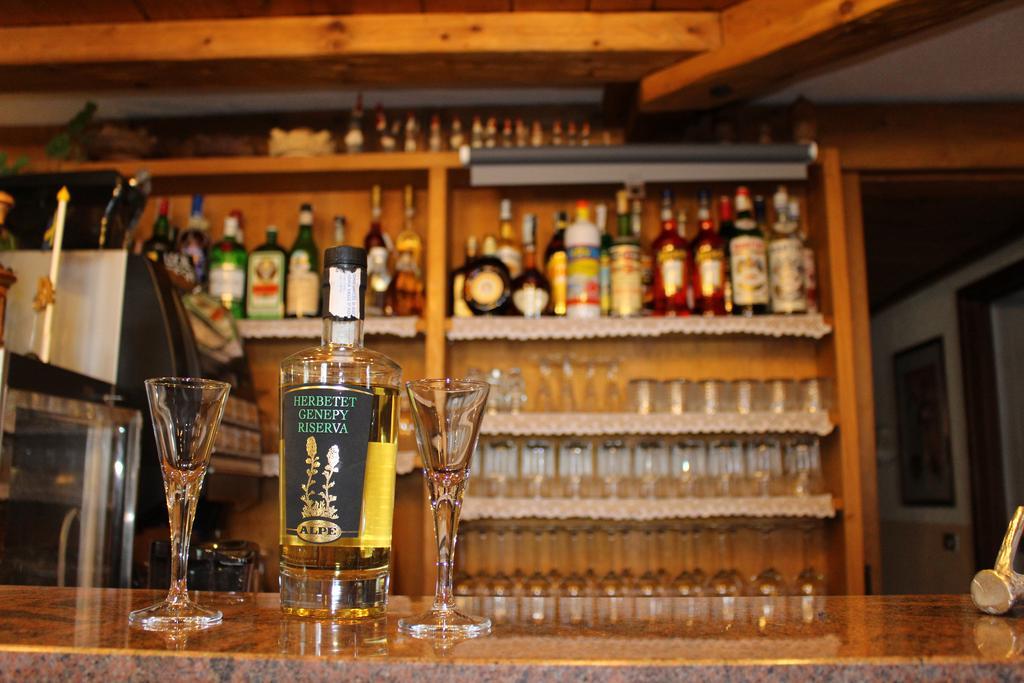 Hotel Meuble Gorret Breuil-Cervinia Ngoại thất bức ảnh